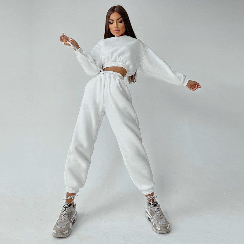 Kvinders sporty cropped sweat sæt med elastisk talje og praktiske lommer Skovae