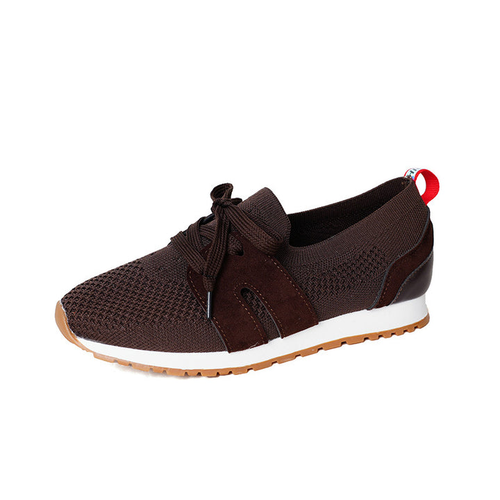 Dame Sporty Sneakers med åndbart strikoverdel og elastiske accenter Stilla