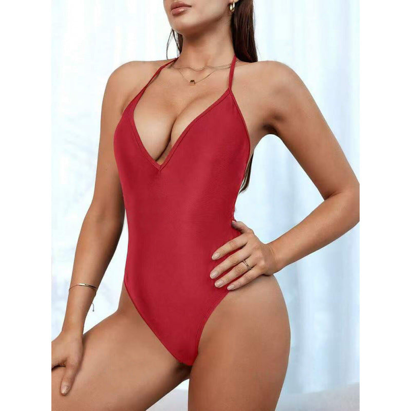 Dame one-piece badedragt med dyb V-udskæring og justerbare stropper Skovae