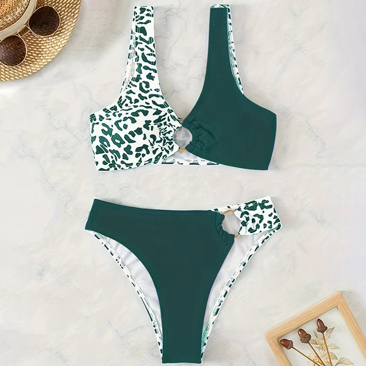 Dame bikini-sæt med raffinerede flæse-detaljer og moderne knude-design Stilla