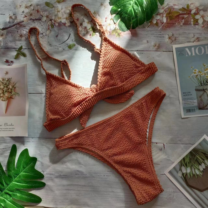 Dame triangel-bikini med struktureret overflade og raffinerede detaljer Stilla