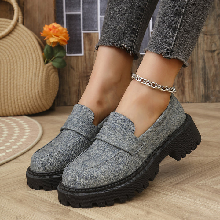 Dame Chunky-Outfit Loafers med robust profil Stilla