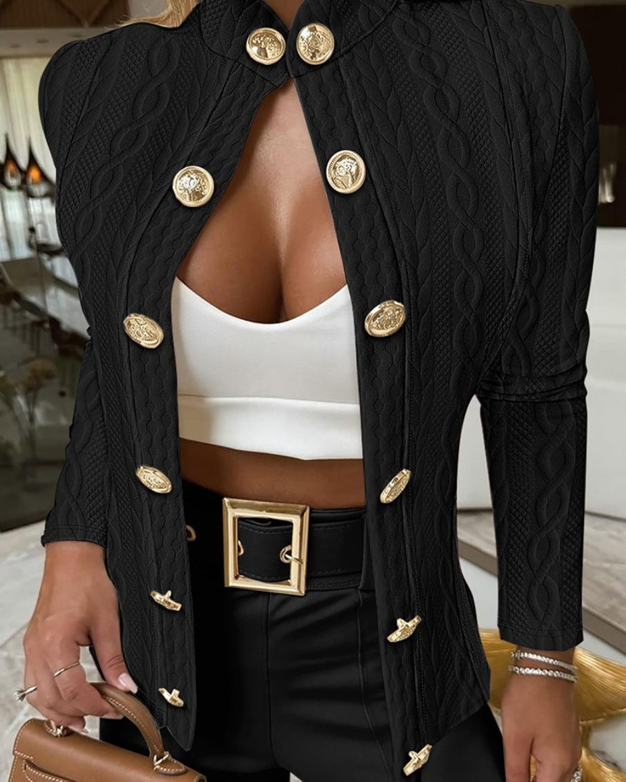 Dame stilfuld strikblazer med gyldne knapper Stilla