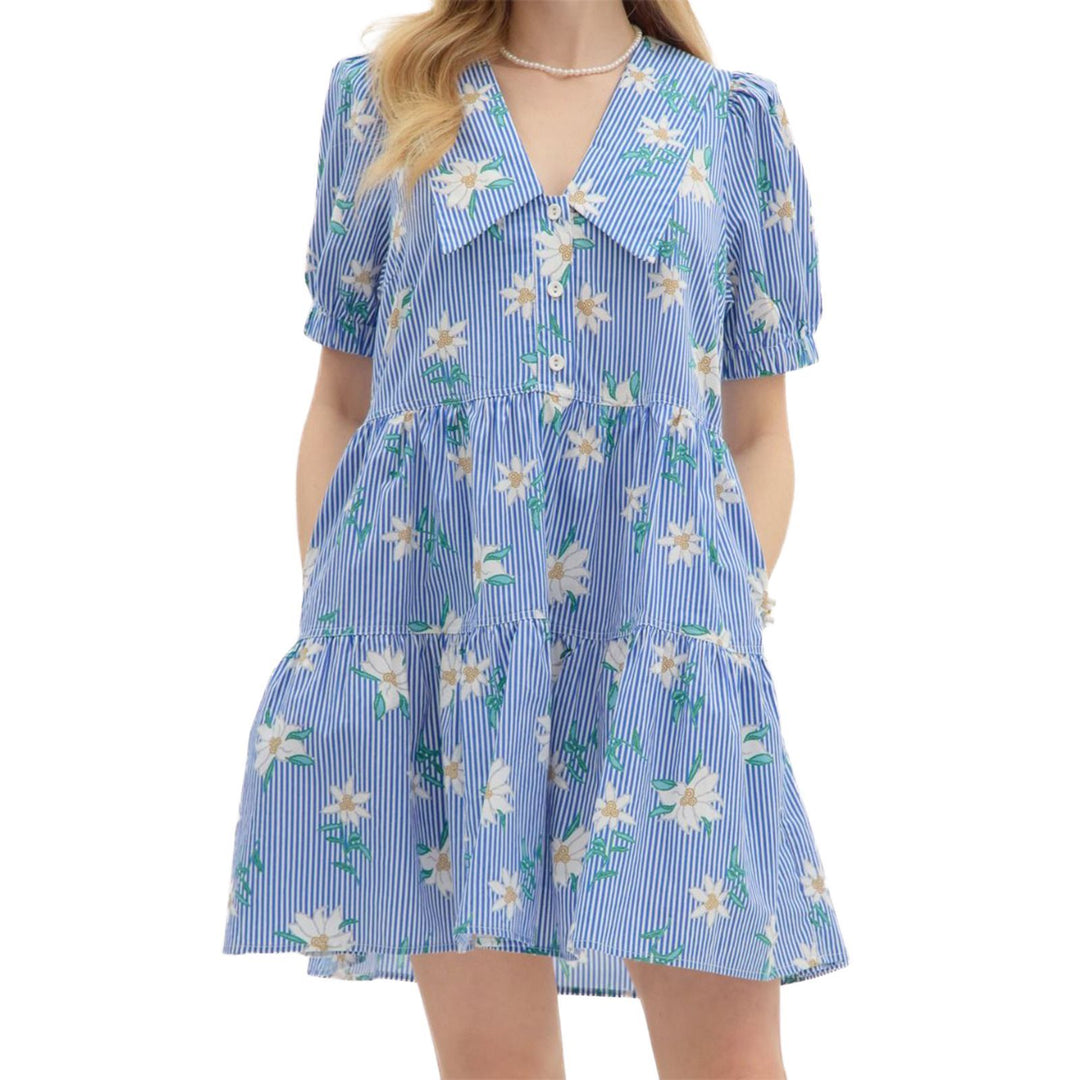 Dame blomsterkjole med stribet design og knapliste Skovae