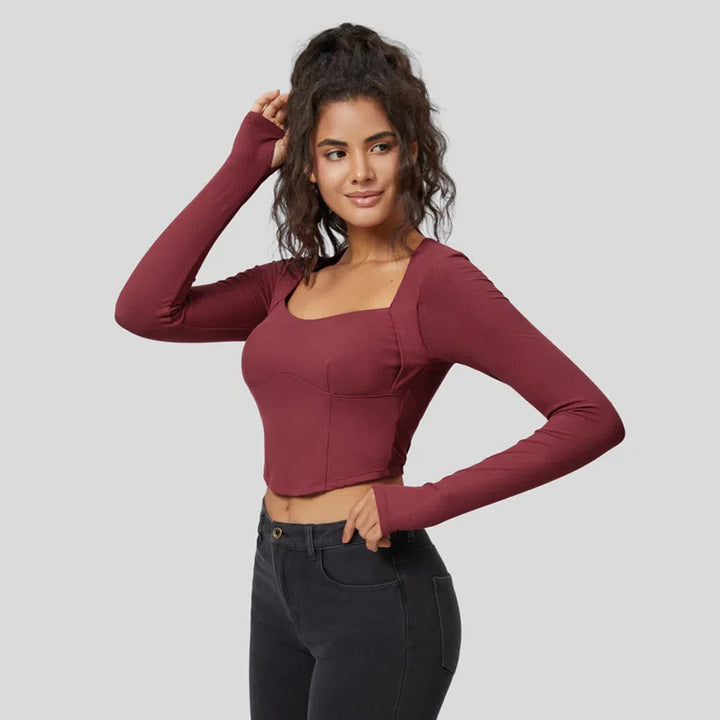 Kvinder fitted langærmet crop top med firkantet udskæring og fint rib materiale Stilla