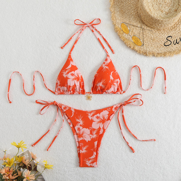 Dames triangel-bikini med elegante blomsterdetaljer Skovae
