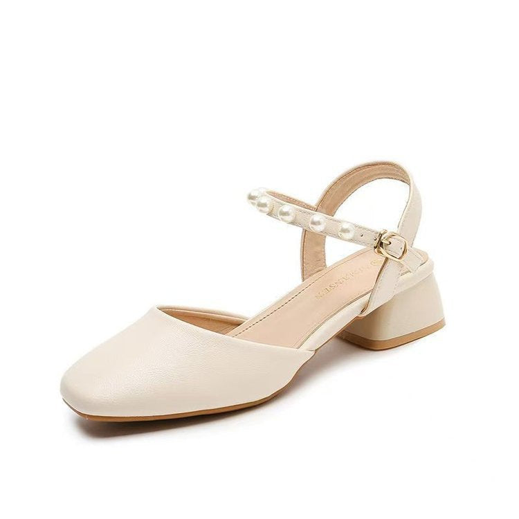 Dame Slingback-pumps med elegant perleapplikation og komfortabel blokhæl Stilla