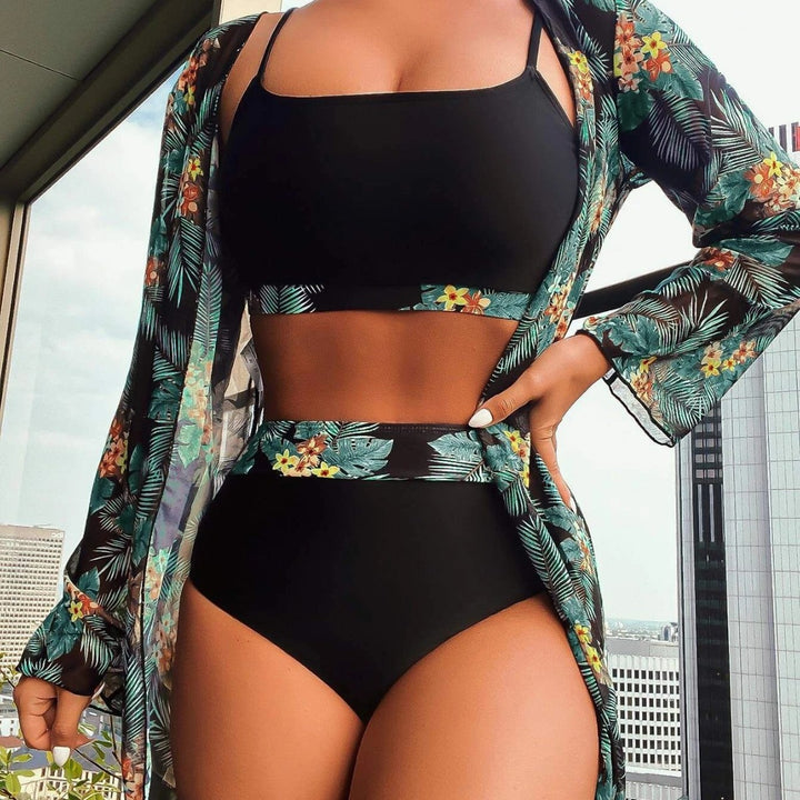 Dame bikini-sæt med højskåret trusse og floral kimono Skovae