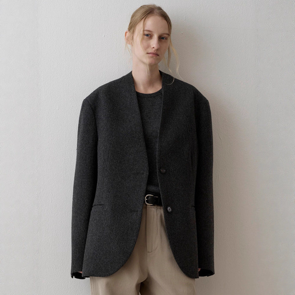 Kvinders elegante strikket blazer med asymmetrisk snit Stilla