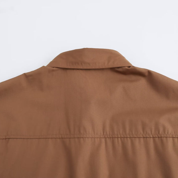 Femme Utility Button-Up Skjorte med Lomme Detaljer Stilla