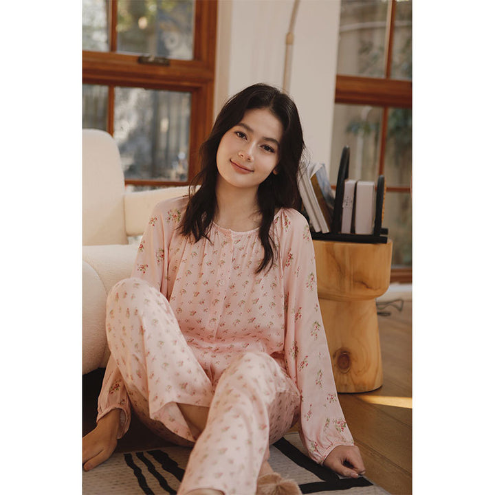 Dame Pyjamasæt med blomsterdesign og luftig pasform Stilla
