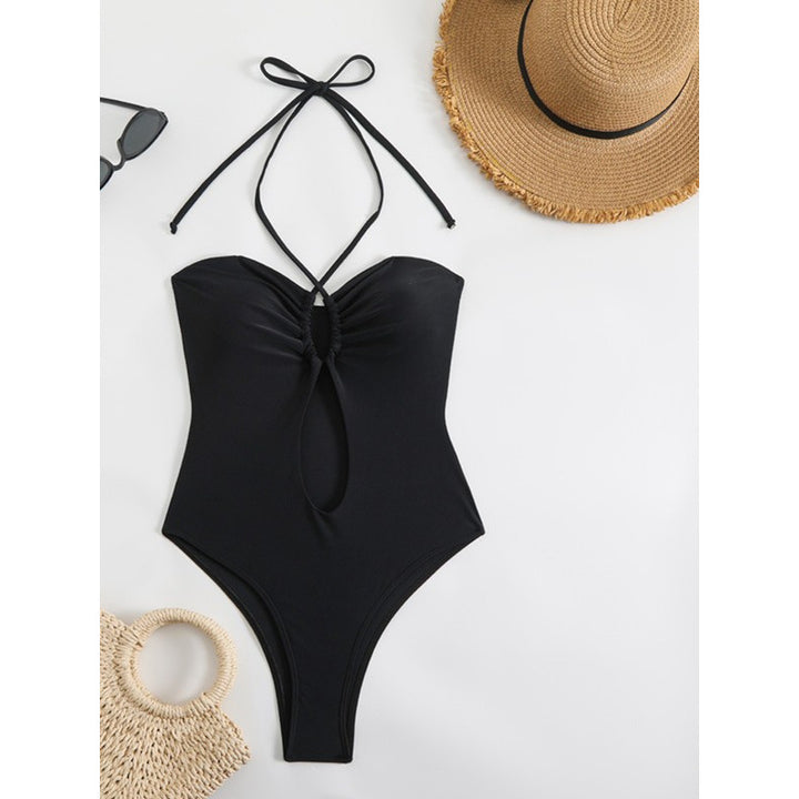 Dame Éntlig bodysuit med moderigtigt cut-out-design og stropløs top Skovae