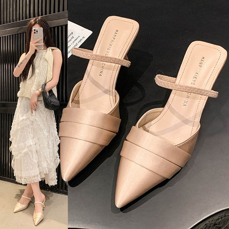 Dame spids tå Slingback-hæle med elegante stropper Stilla