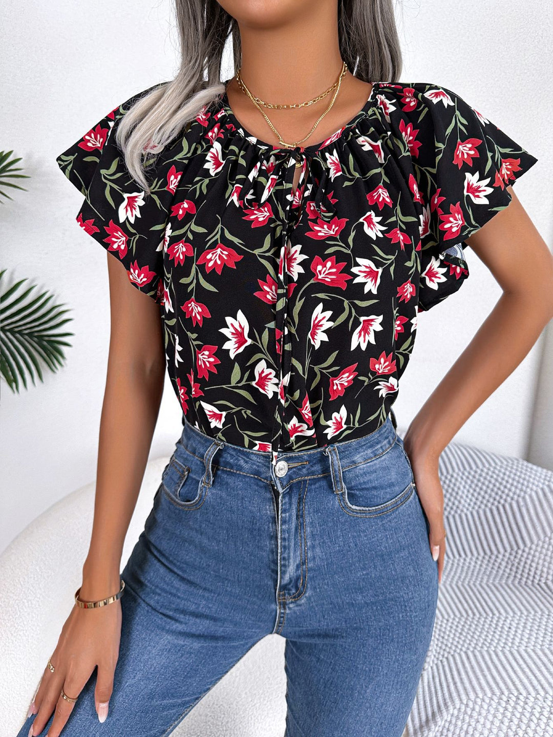 Damebluse med blomsterprint og elastiske ærmer Stilla