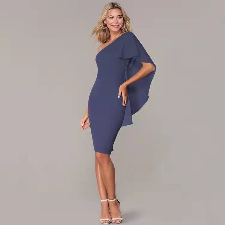Dame elegant nattrøje med asymmetrisk design og flydende stof Stilla