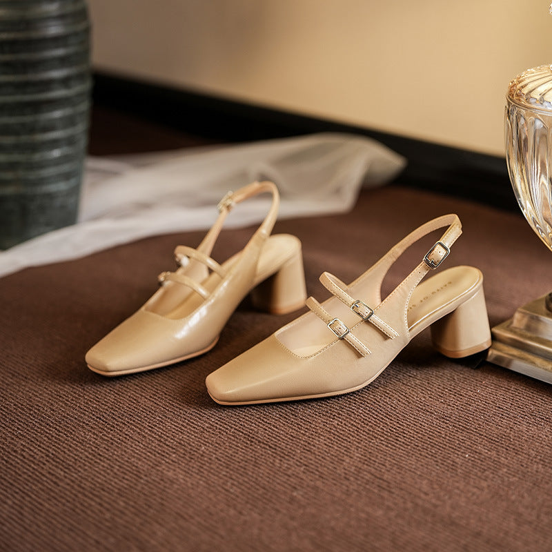 Dame Slingback-hæle med firkantet tåform og dobbelt rem-detalje Stilla