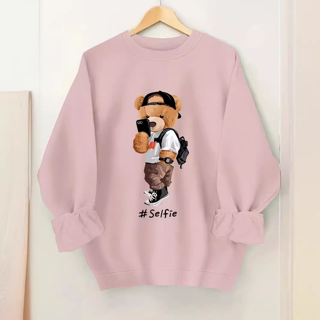 Dame sweatshirt med kunstnerisk bjørnedesign og afslappet pasform Stilla