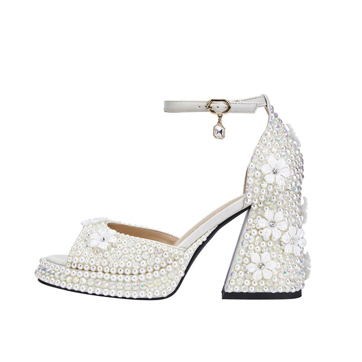 Femme Dekoreret Chunky Heel Sandaler med Flerfarvede Akcenter Stilla