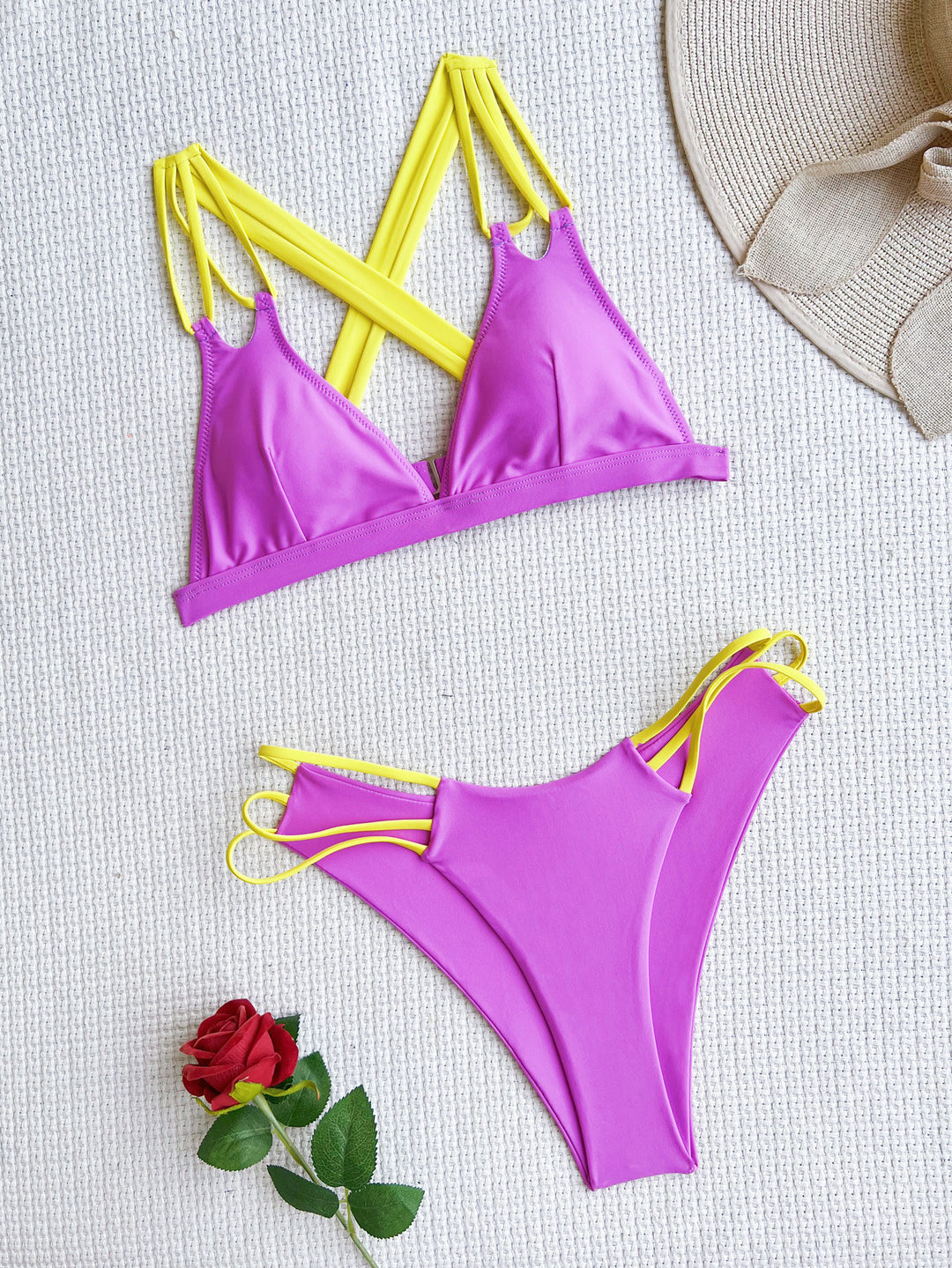 Dame Triangel-Bikini med trendy farvede accenter Skovae