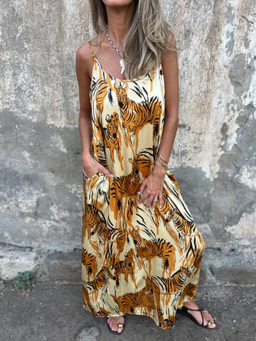 Dame Maxi-kjole med sidelommer og elegant dyreprint Stilla