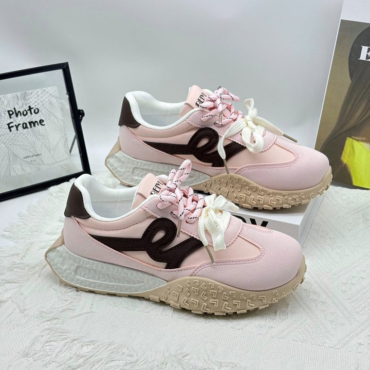 Dame Sporty Sneakers med moderne design Stilla