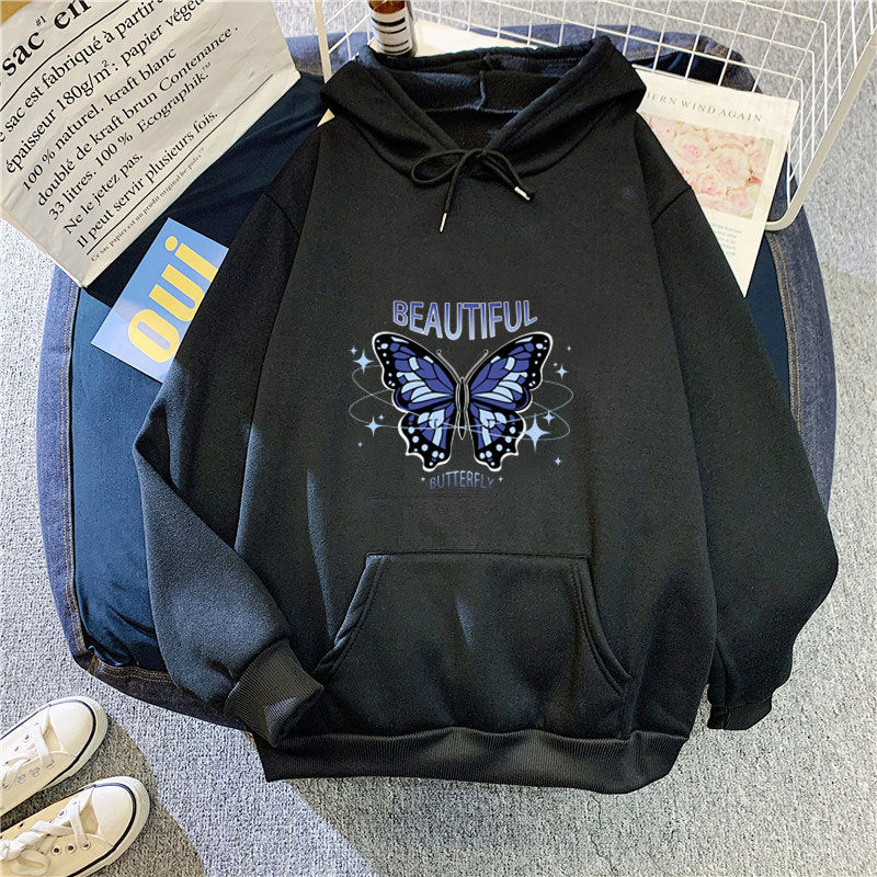 Dame hoodie med kreativt sommerfugledesign Skovae