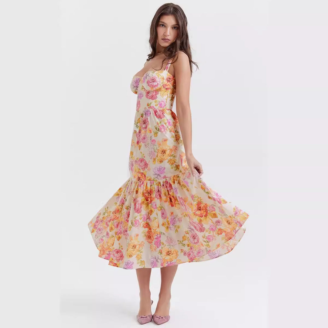 Dame midikjole med bustier-design og let volant Stilla