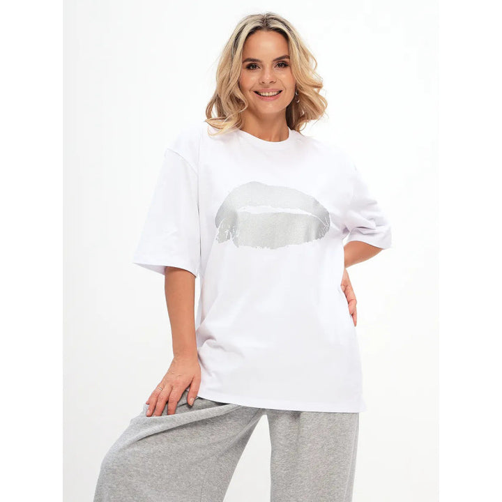 Dame T-shirt med skinnende læbe-motiv og afslappet snit Stilla