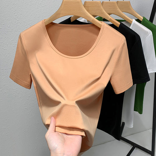 Dame Basic T-Shirt med klassisk rund halsudskæring og blød materialeblanding Stilla