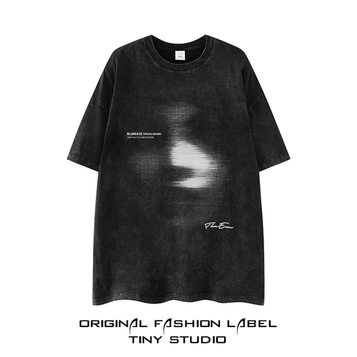 Dame T-shirt med kunstnerisk motiv og afslappet snit Stilla