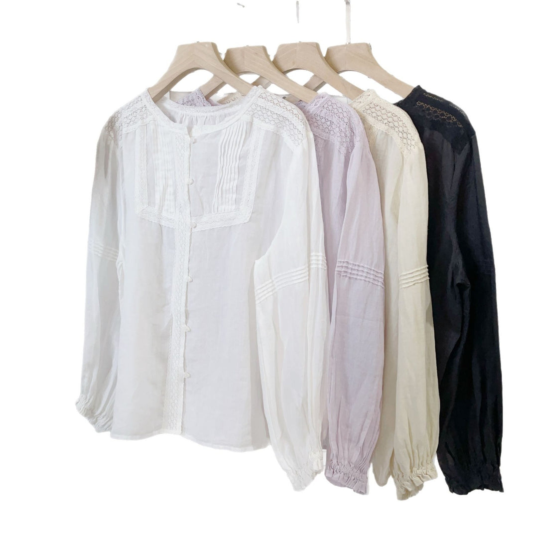 Femme Elegante Knap-Bluse med Struktureret Detalje Stilla