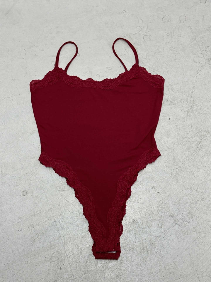 Dame body med elegante spidsdetaljer Skovae