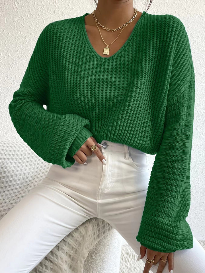 Dame afslappet sweater med bred V-hals og lange ærmer Stilla