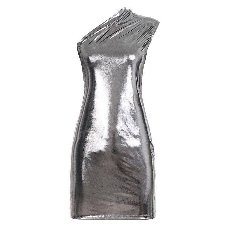 Dame figursyet metallic kjole med asymmetrisk snit Skovae