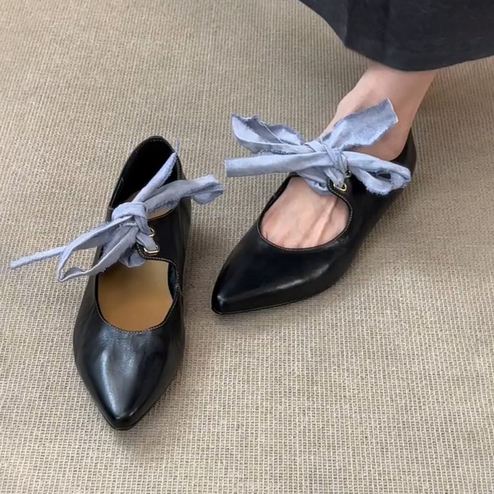 Dame Ballerina Flade Sko med Spids Tåområder og Dekorativ Sløjfebånd Stilla