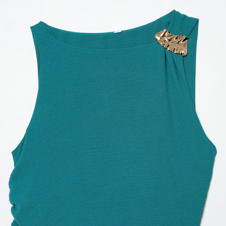 Dame maxikjole med elegant drapering og asymmetrisk søm Skovae