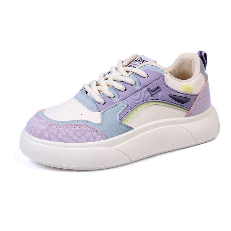 Dame Sneakers i fashionable design med strukturerede overflader og komfortabelt fodseng Stilla