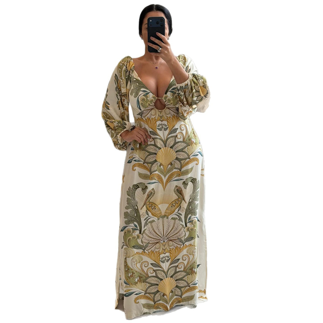 Dame maxi kjole med detaljeret blomsterdesign og dyb V-hals