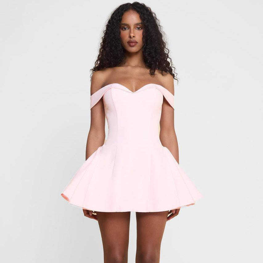 Dame Offshoulder Mini Kjole med legesyg snit Skovae