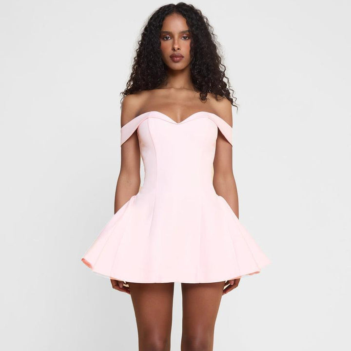 Dame Offshoulder Mini Kjole med legesyg snit Skovae