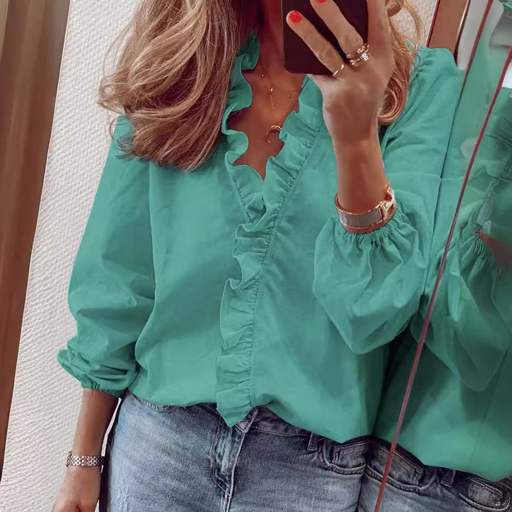 Kvindernes elegante bluse med ruffle detaljer Stilla