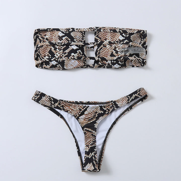 Dame bandeau-bikini-sæt med moderne cut-out Skovae