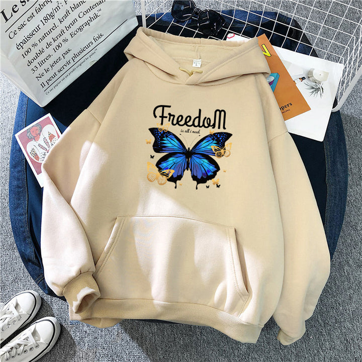 Dame hætte sweatshirt med kunstnerisk sommerfugl design Skovae