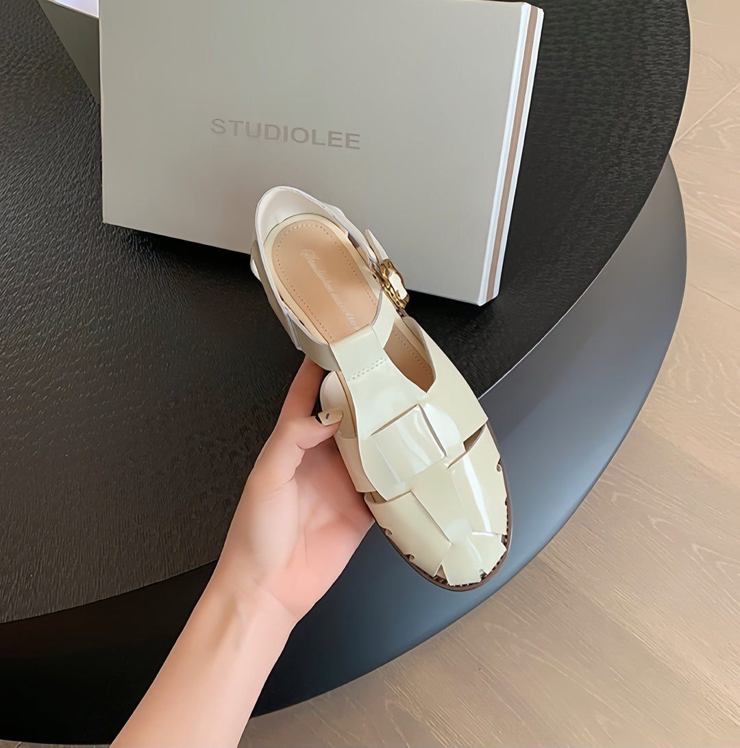 Dame elegante blokhælsandaler med dekorative accenter Stilla