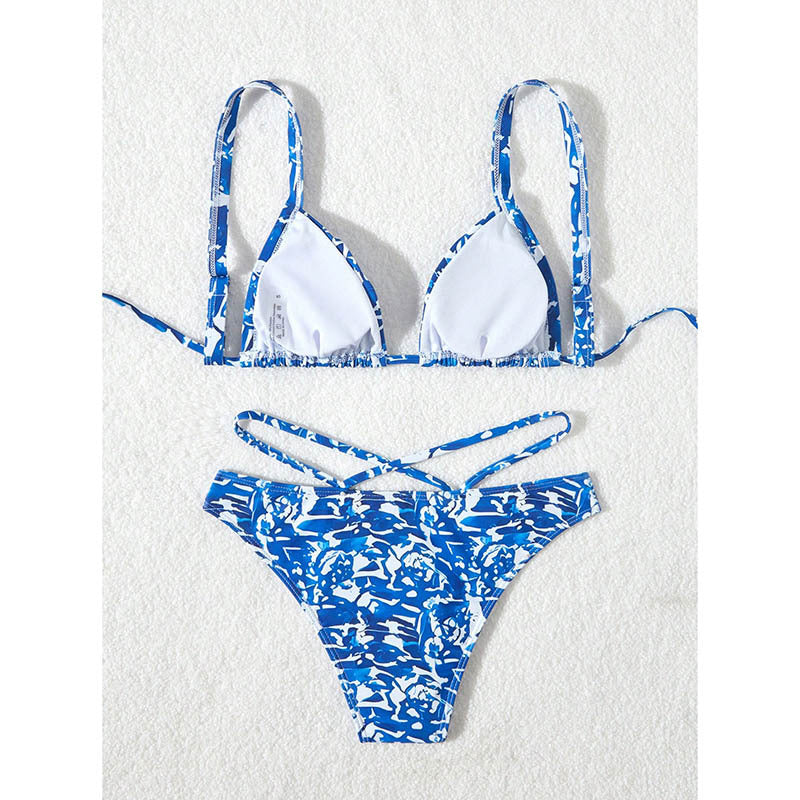 Dame Triangel-Bikini med elegant Cross-Back-design og legesyg mønster Stilla