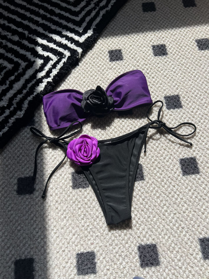 Dame Bandeau-Bikini med romantiske blomster-applikationer Stilla