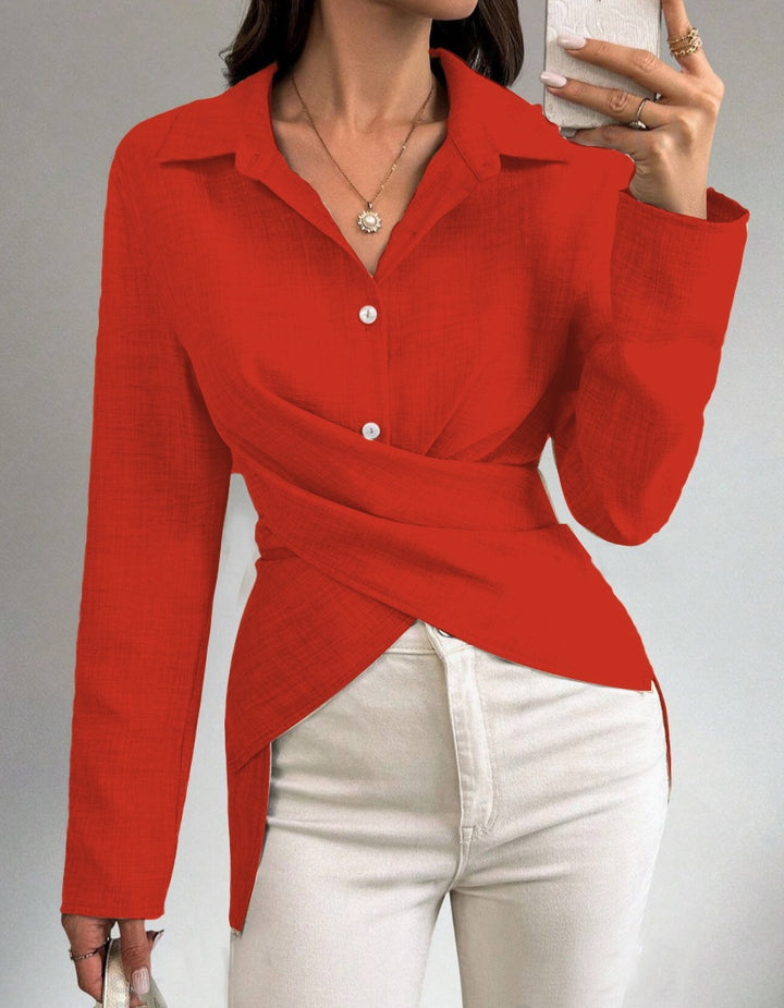 Dame indpakning bluse med elegant krave og raffinerede detaljer Stilla