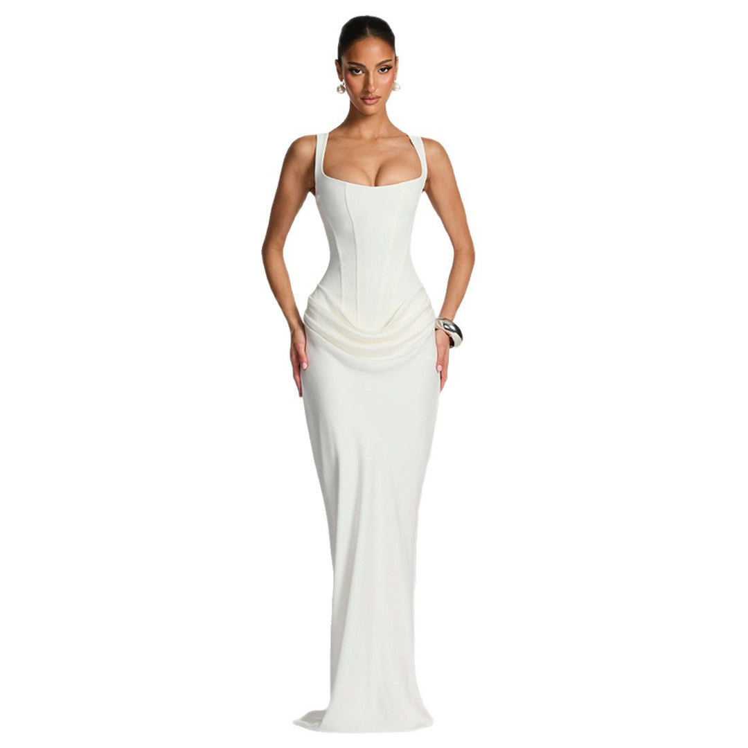 Dame Elegant Maxikjole med figurformende snit og fine draperinger Skovae