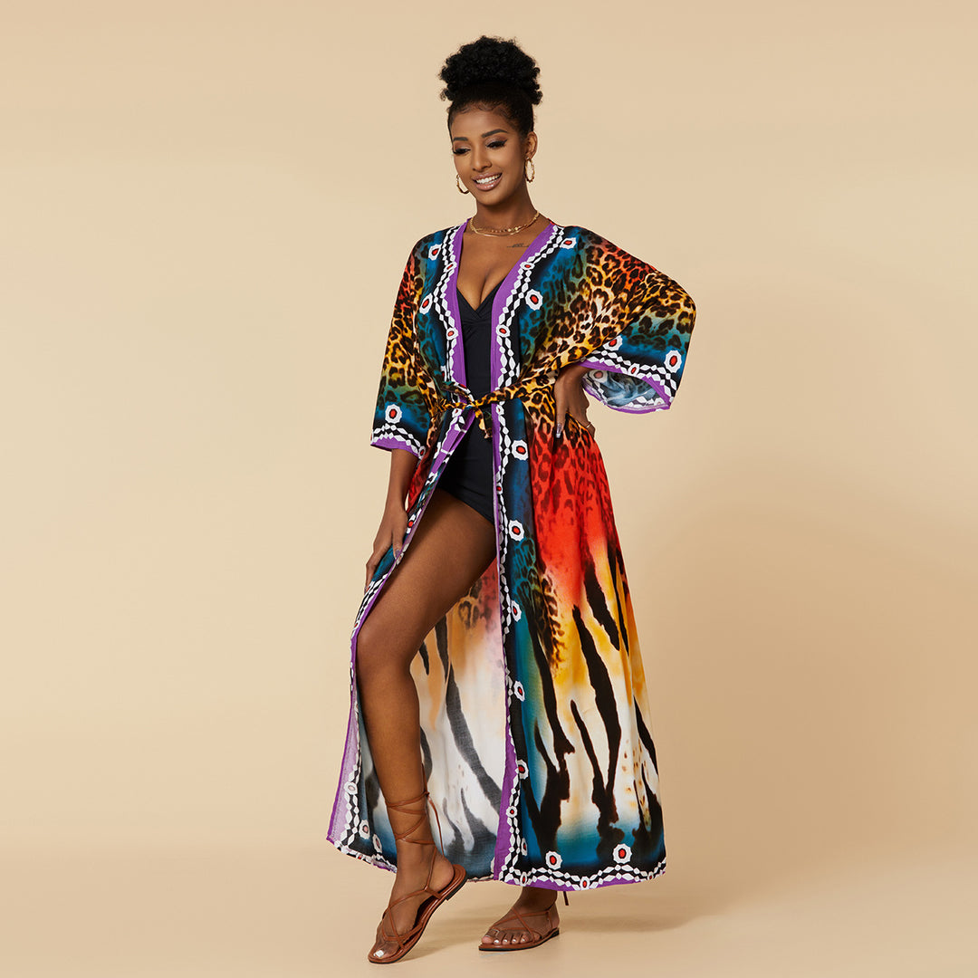 Dame Strandkimono med kunstnerisk dyredesign og elegant V-udskæring Stilla