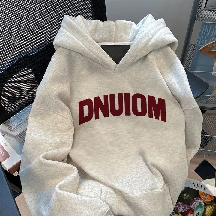 Dame hoodie med stort tryk Stilla